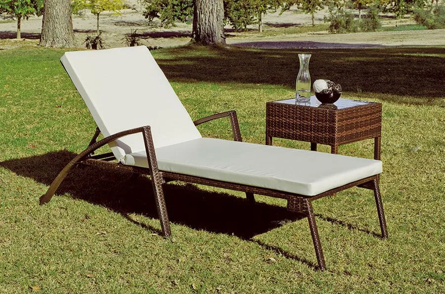 Cama apilable ratán Denia