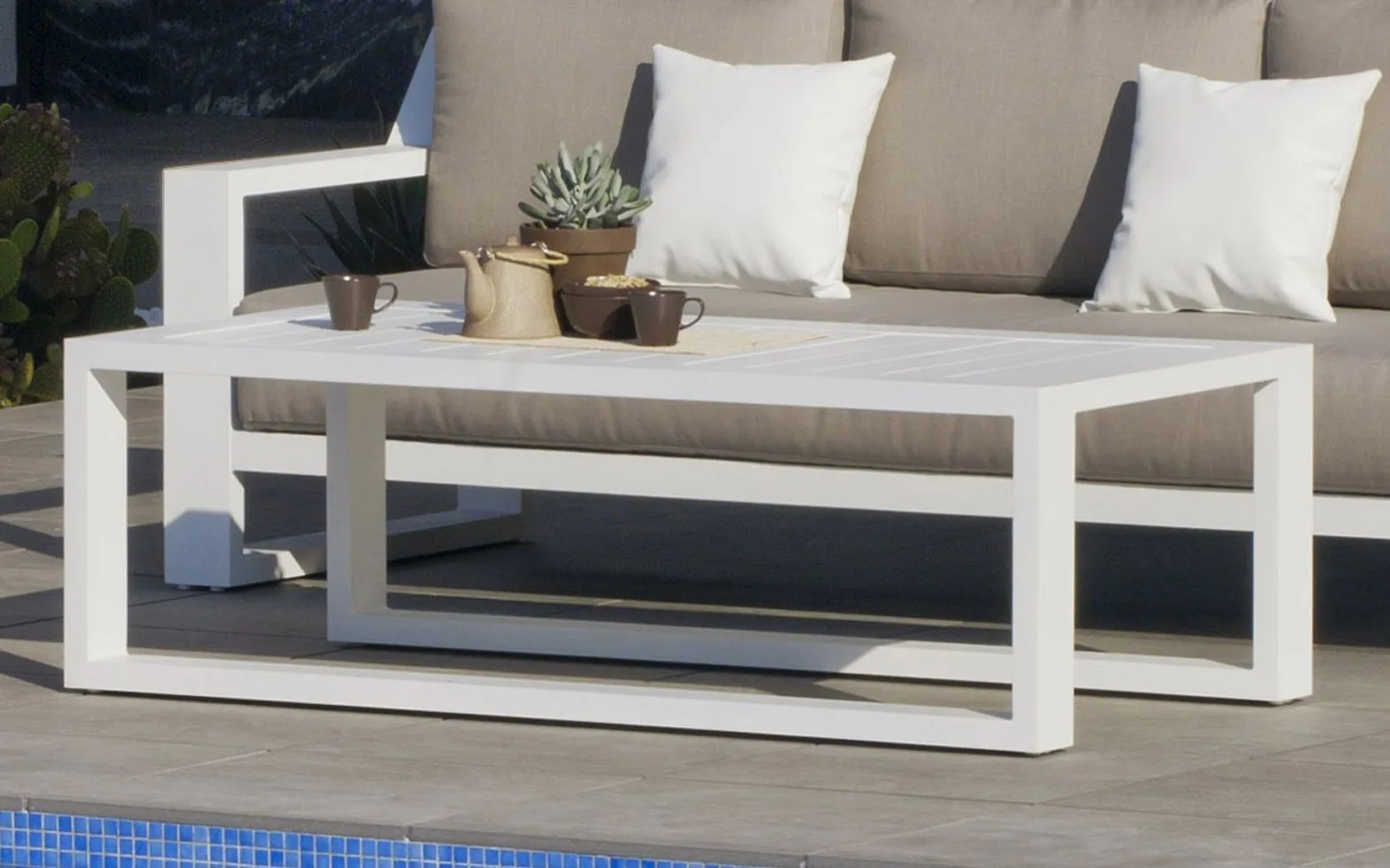 Mesa baja rectangular de diseño Rosenborg