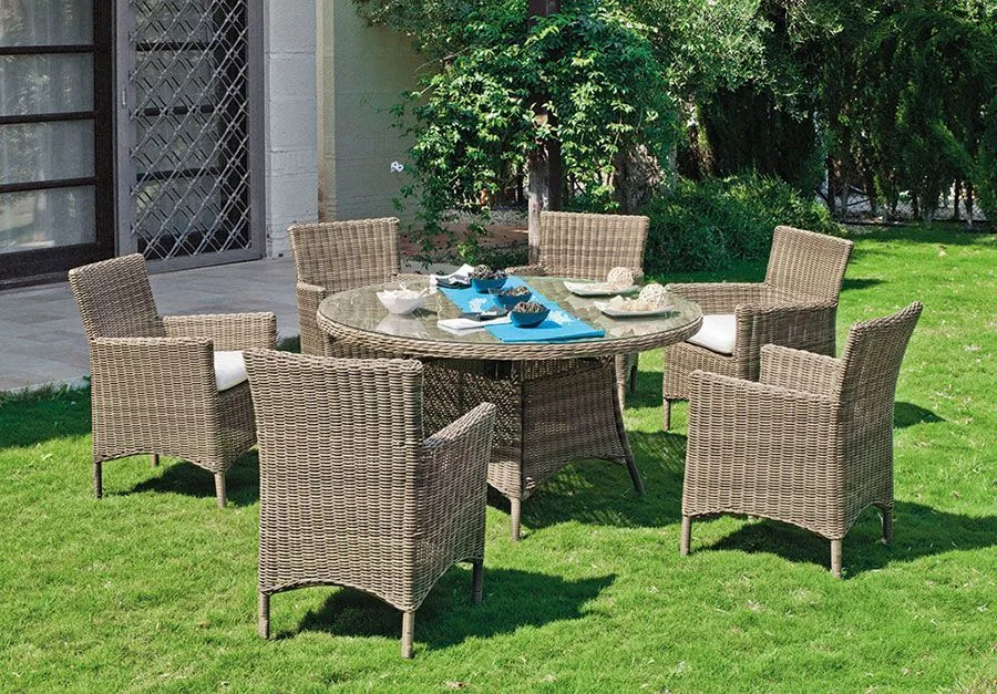 Conjunto mesa redonda y 6 sillones ratán Borsalino