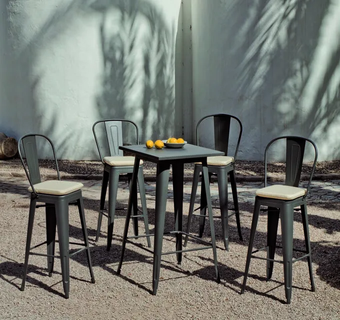 Taburete industrial estilo Tolix Taburete industrial estilo Tolix