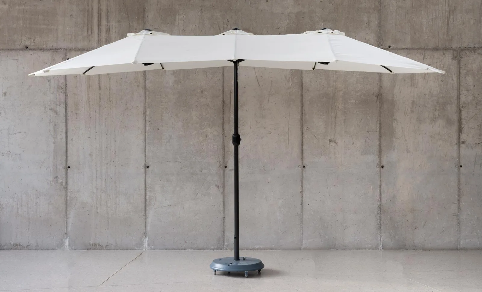 Parasol de aluminio con manivela Trébol