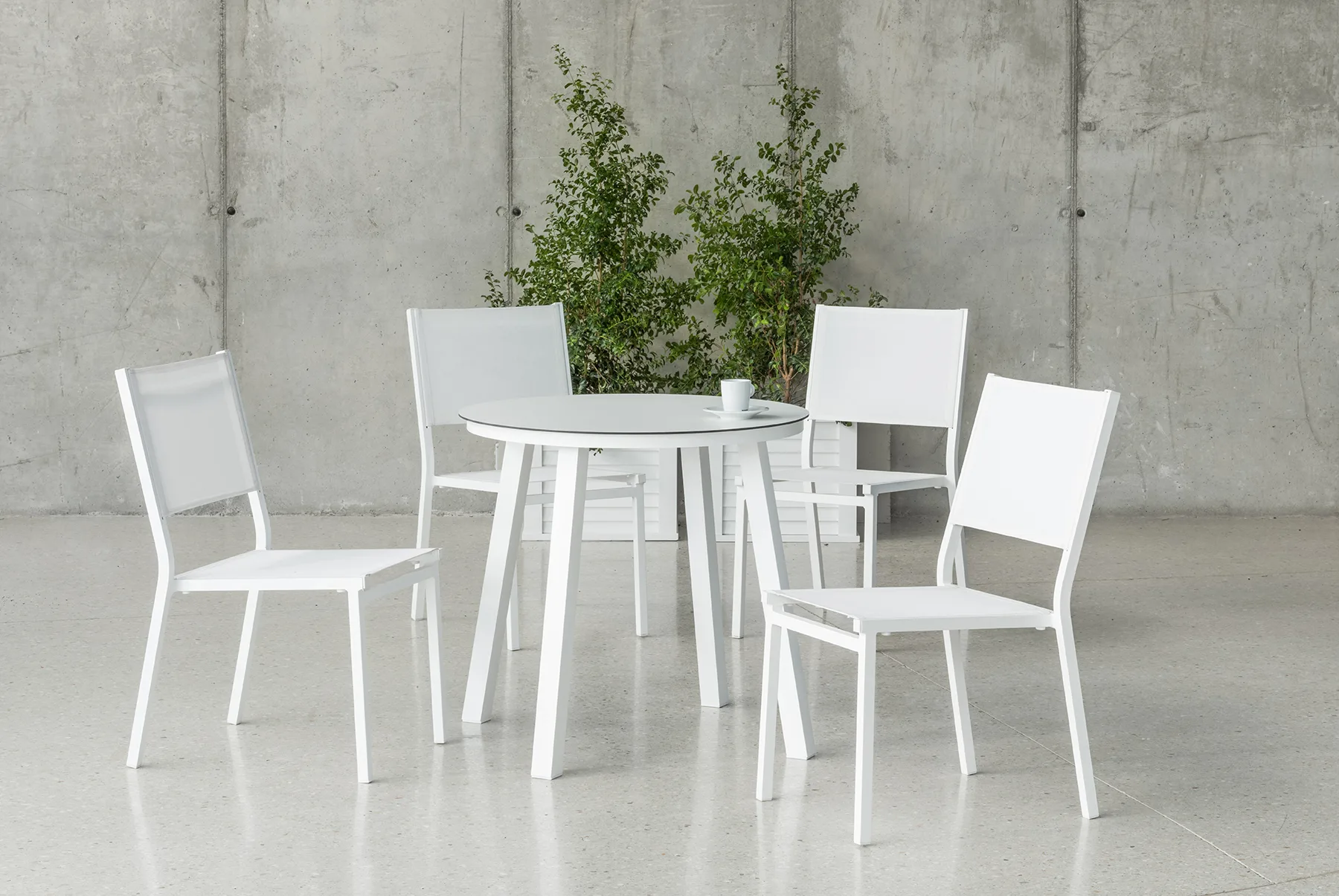Conjunto muebles de balcón con mesa y 4 sillas California - Sión