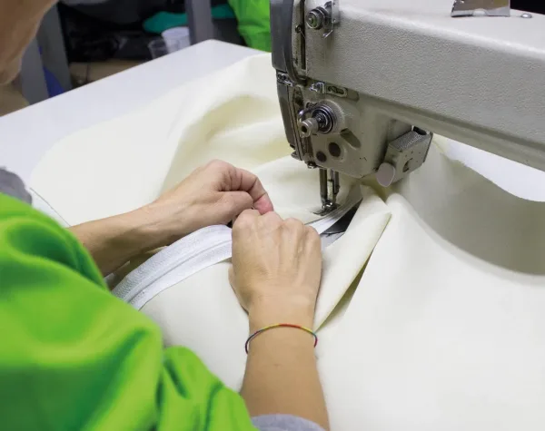 Soluciones de cojines personalizados para zonas de estar al aire libre