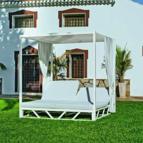 Cama Balinesa de aluminio blanco Lux