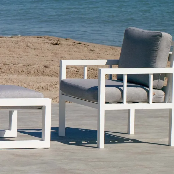 Butaca de aluminio ligero para zona de piscina Solano