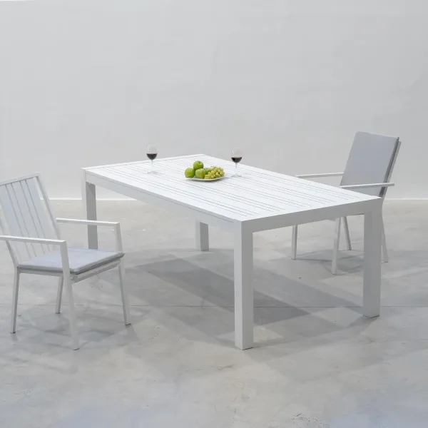 Conjunto mesa y sillas diseño escandinavo Paola