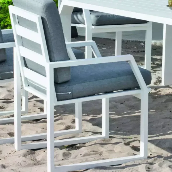 Sillón de comedor blanco para exterior Zafiro 30