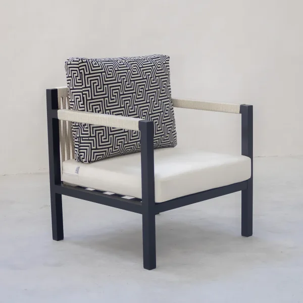 Sillón elegante de cuerda trenzada y aluminio Damasco